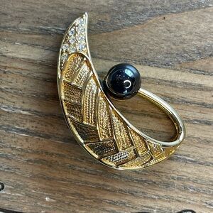 Brooch Gold Tone, Rhinestone, $5 with bundle